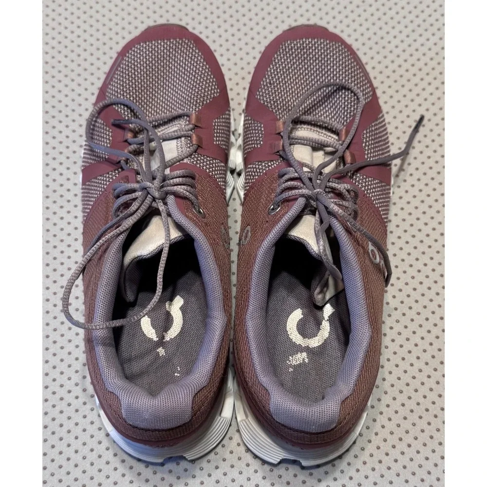 On Cloud Women's Running Shoes Rose Grey Mesh Swiss Engineering 7.5